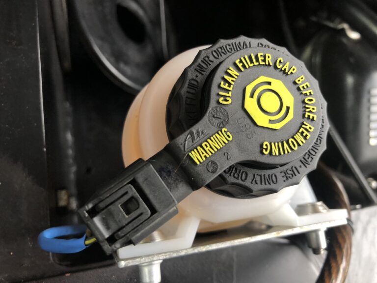 Reverse a switch – upated brake fuild level warning circuit